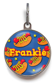 Hot dog-themed pet tag with blue background and “Frankie” text – customisable front and back for dogs or cats.