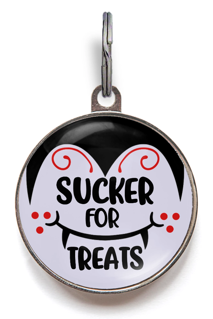 Vampire dog tag – funny Sucker for Treats Halloween pet tag